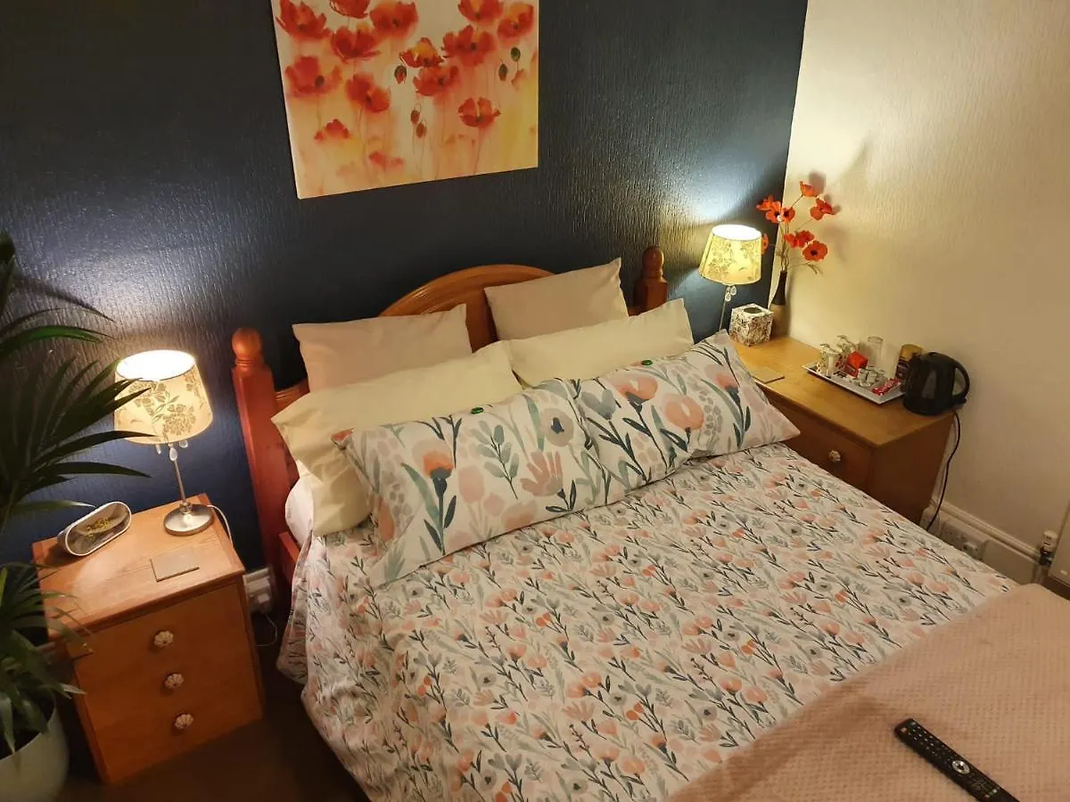 St Michael'S Boutique Guest House B&B, North Bay, Scarborough, North Yorkshire, With Free Parking And Free Wi-Fi