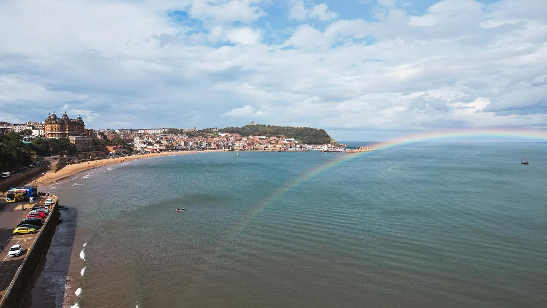 St Michael'S Boutique Guest House B&B, North Bay, Scarborough, North Yorkshire, With Free Parking And Free Wi-Fi